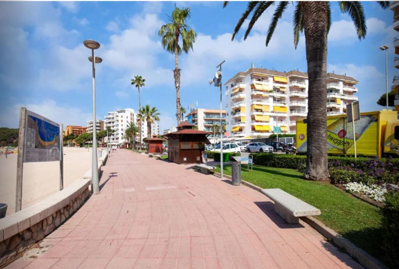 One Bedroom Flat In Fenals Lloret De Mar For 4 People Εξωτερικό φωτογραφία