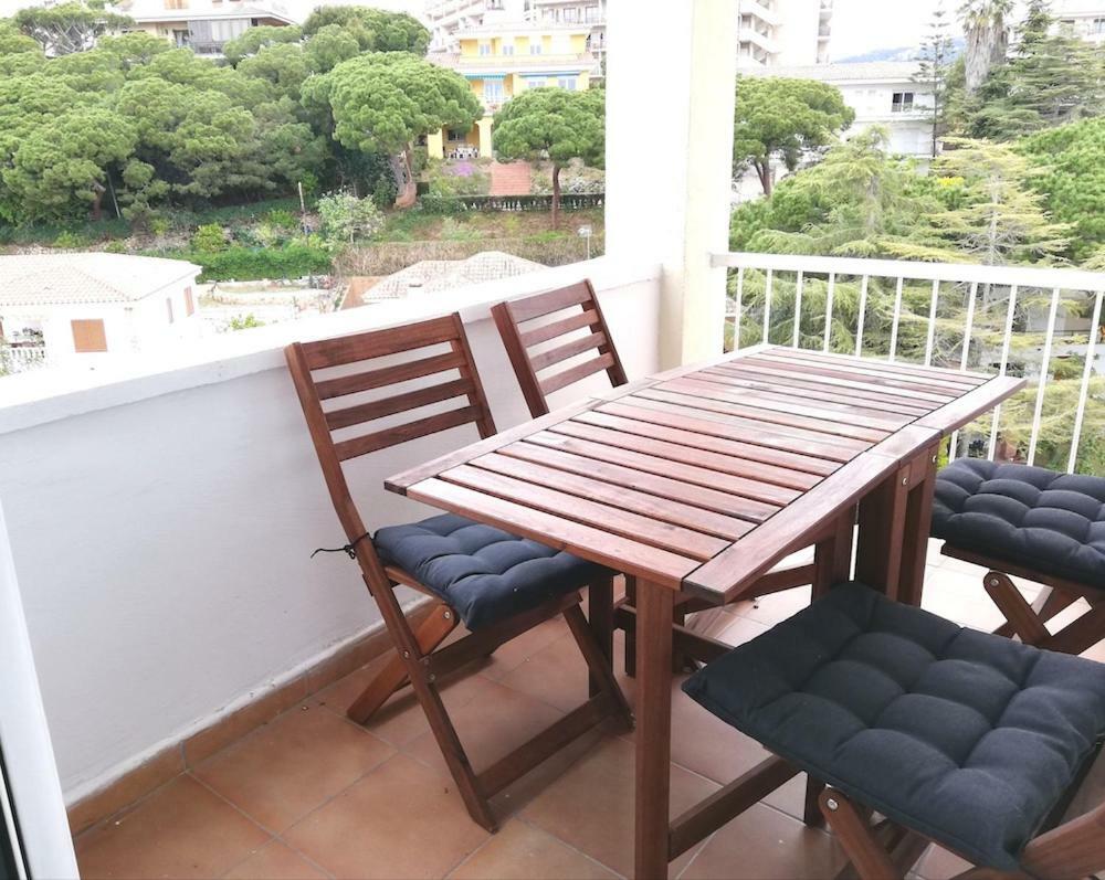 One Bedroom Flat In Fenals Lloret De Mar For 4 People Εξωτερικό φωτογραφία